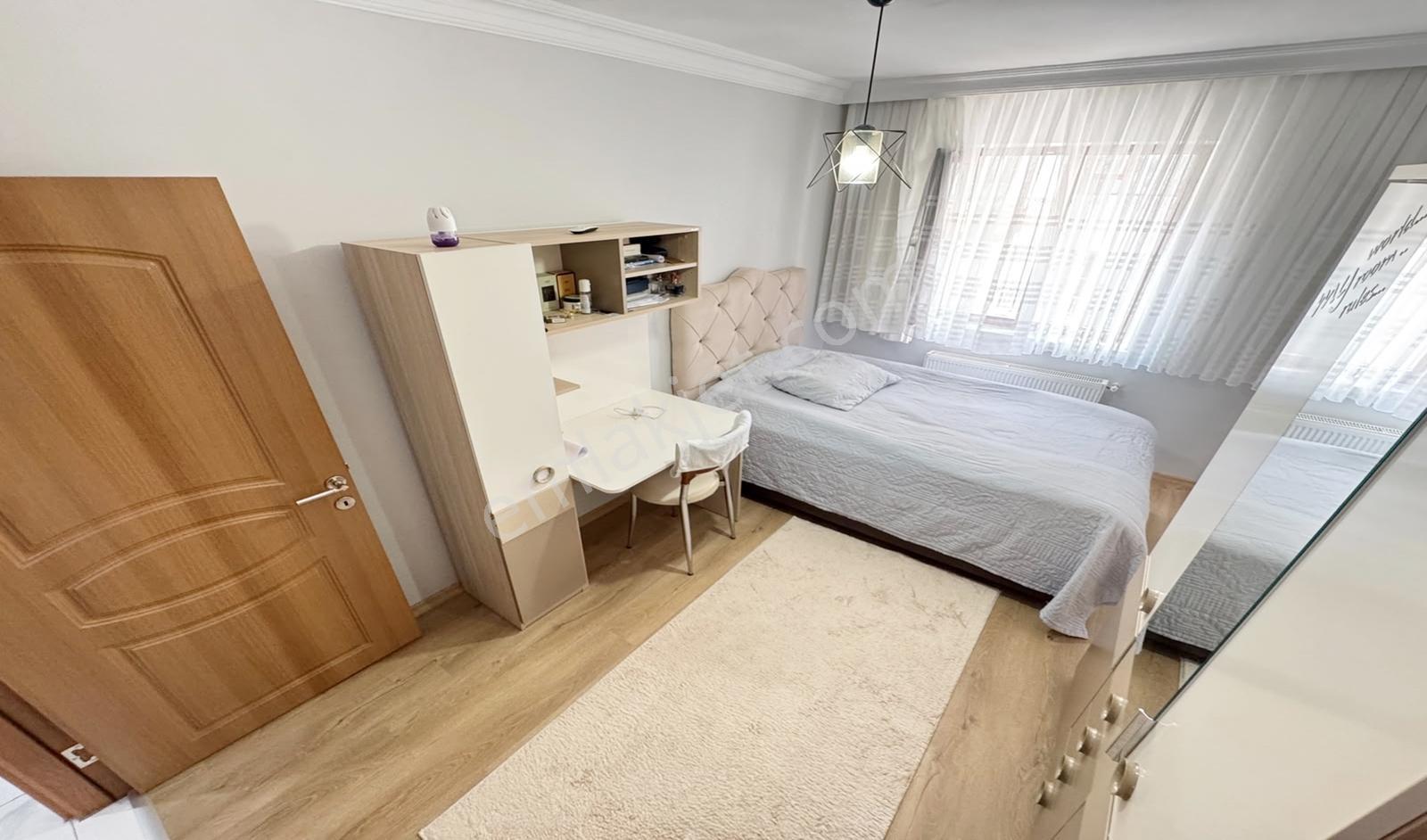 Kuşcağız Günsazak Cadde Yakını Katta Full+full Yapılı Ön Cephe — fotoğraf 18