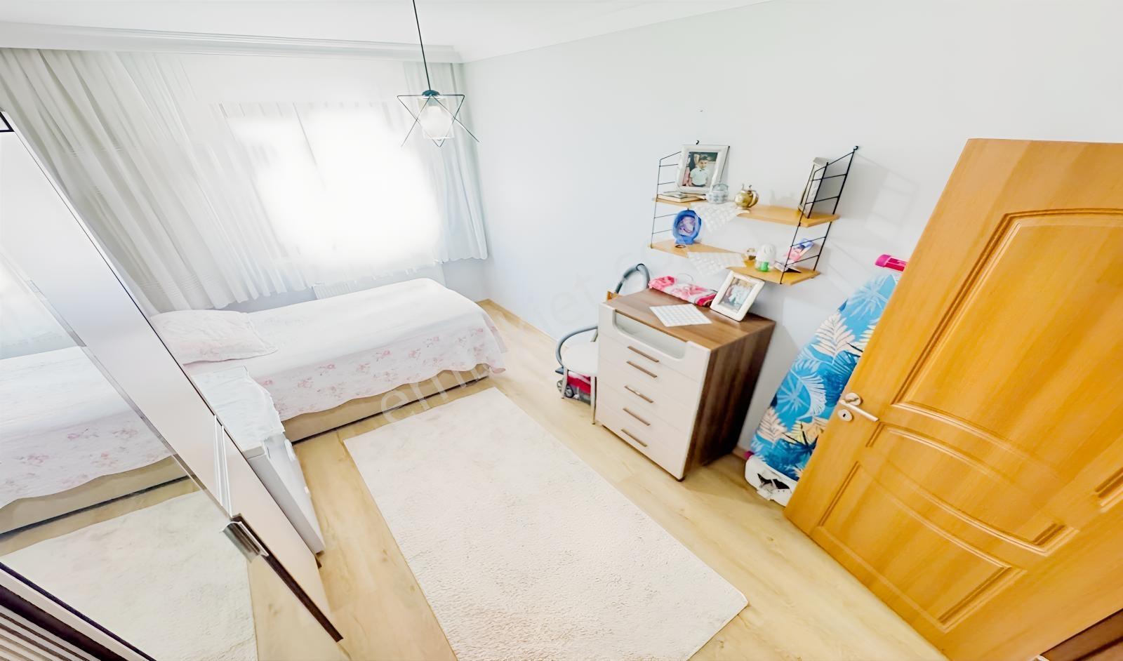 Kuşcağız Günsazak Cadde Yakını Katta Full+full Yapılı Ön Cephe — fotoğraf 21