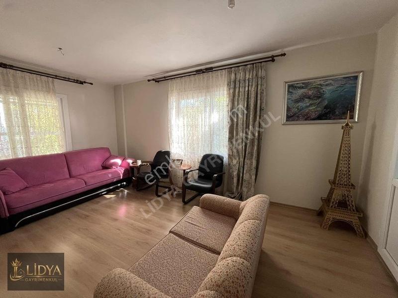 Sarıkaya 590 M2 Arsa Ve 3+1 Satılık Müstakil Ev