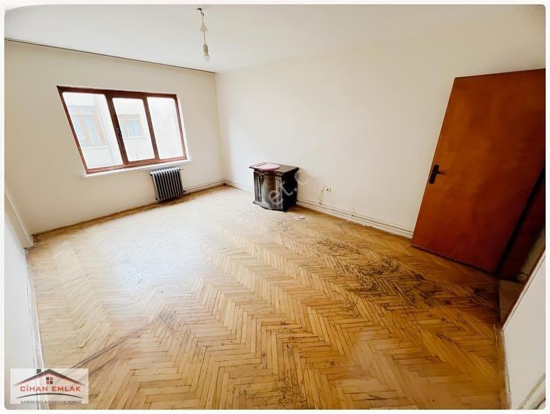 Cihandan Esentepe Mah Ragıp Tüzün Cadde Üzeri 3+1 Satlık Daire — fotoğraf 13