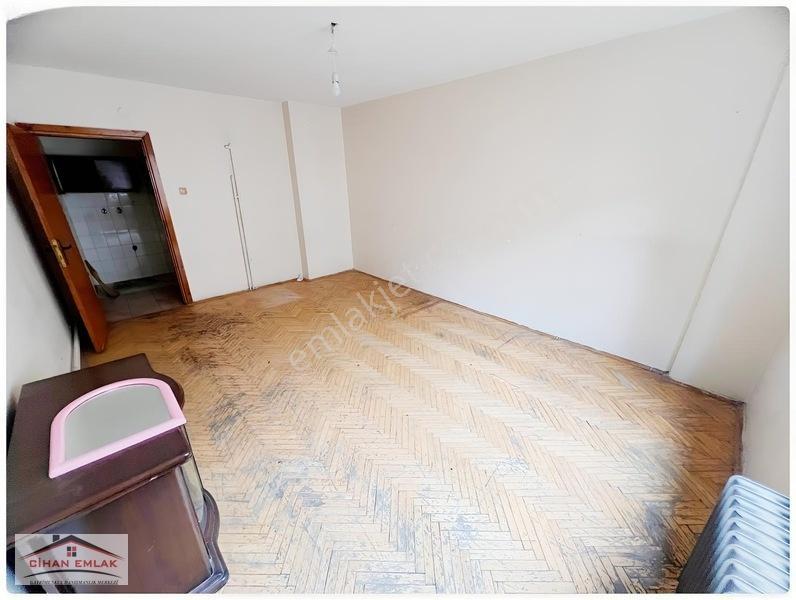 Cihandan Esentepe Mah Ragıp Tüzün Cadde Üzeri 3+1 Satlık Daire — fotoğraf 15