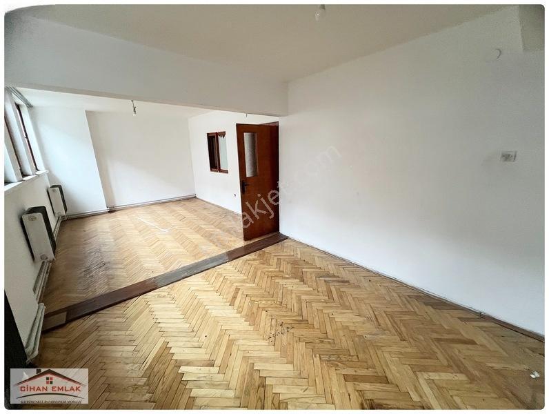 Cihandan Esentepe Mah Ragıp Tüzün Cadde Üzeri 3+1 Satlık Daire — fotoğraf 20