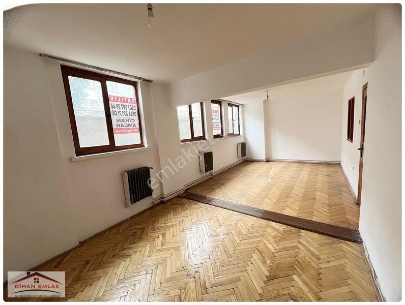 Cihandan Esentepe Mah Ragıp Tüzün Cadde Üzeri 3+1 Satlık Daire — fotoğraf 21