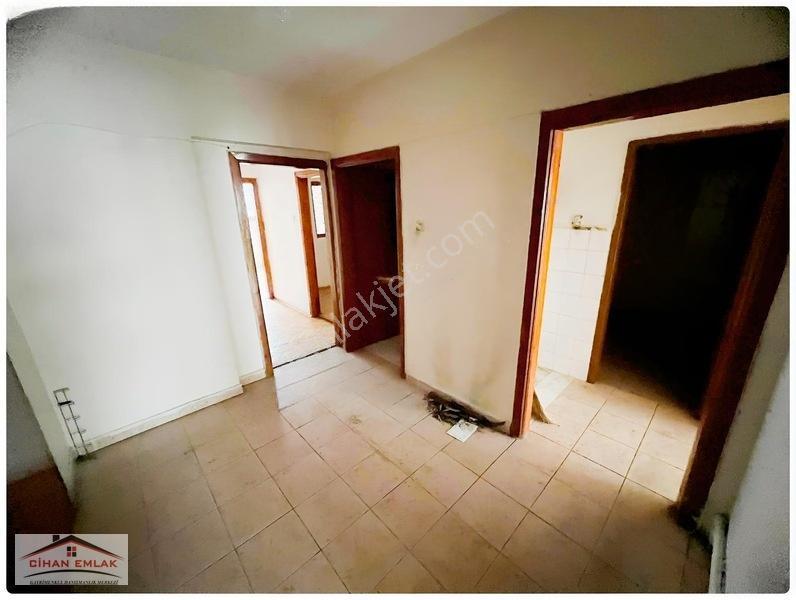Cihandan Esentepe Mah Ragıp Tüzün Cadde Üzeri 3+1 Satlık Daire — fotoğraf 25
