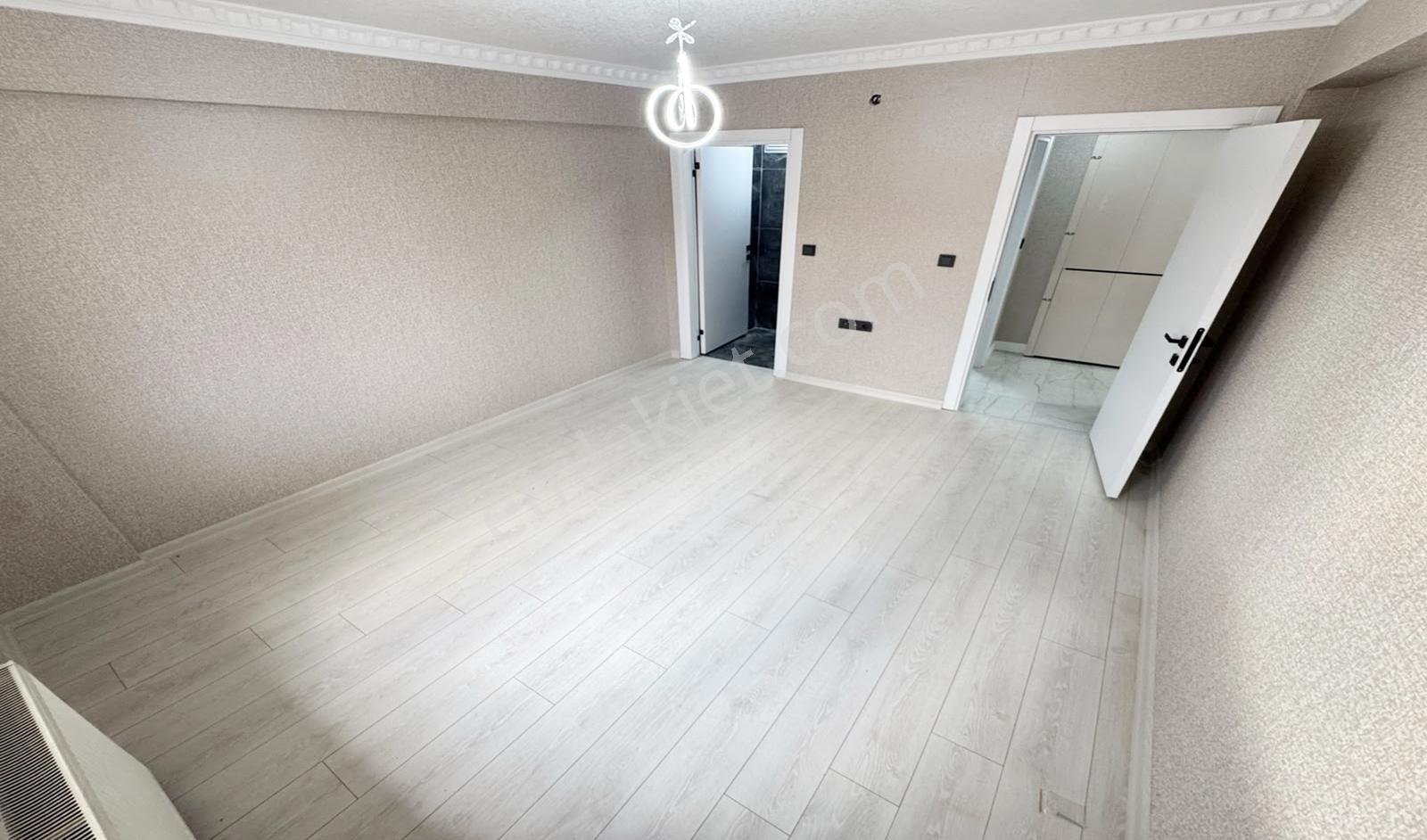 Kuşcağız'da Asansörlü Full+full Lüx Yapılı Göz Alıcı 3+1 Daire — fotoğraf 24