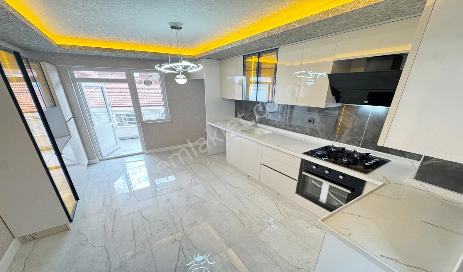 Kuşcağız'da Asansörlü Full+full Lüx Yapılı Göz Alıcı 3+1 Daire — fotoğraf 35