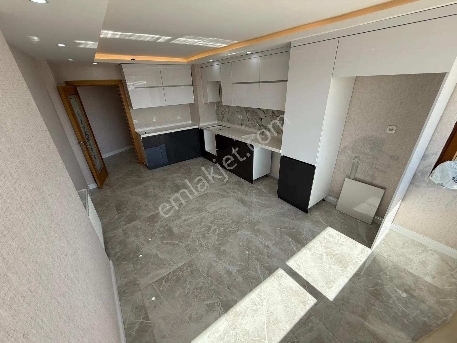Dodurga Mevkii 13.kat Katta 2 Daire Tek Tapu 3+1=x2 Toplam 6+1 — fotoğraf 15