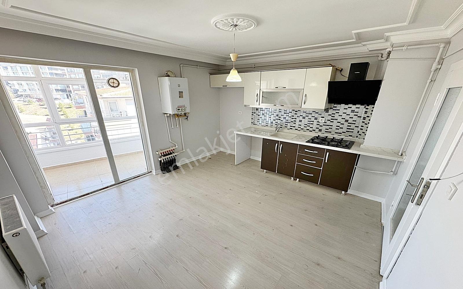 Atapark'ta Ovacık Manzaralı 3+1 Katta 125 M2 Emsalsiz Daire — fotoğraf 4