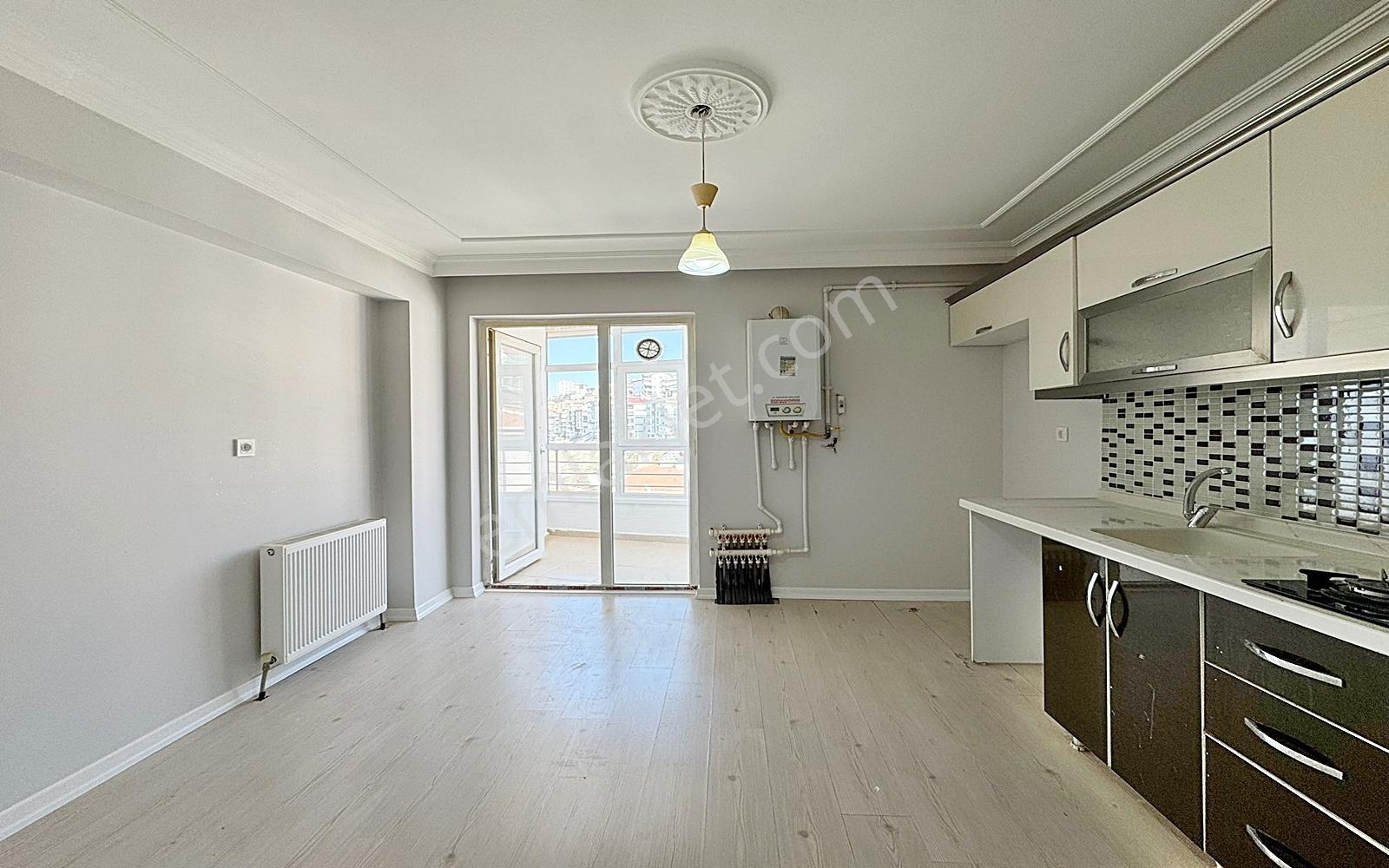Atapark'ta Ovacık Manzaralı 3+1 Katta 125 M2 Emsalsiz Daire — fotoğraf 7