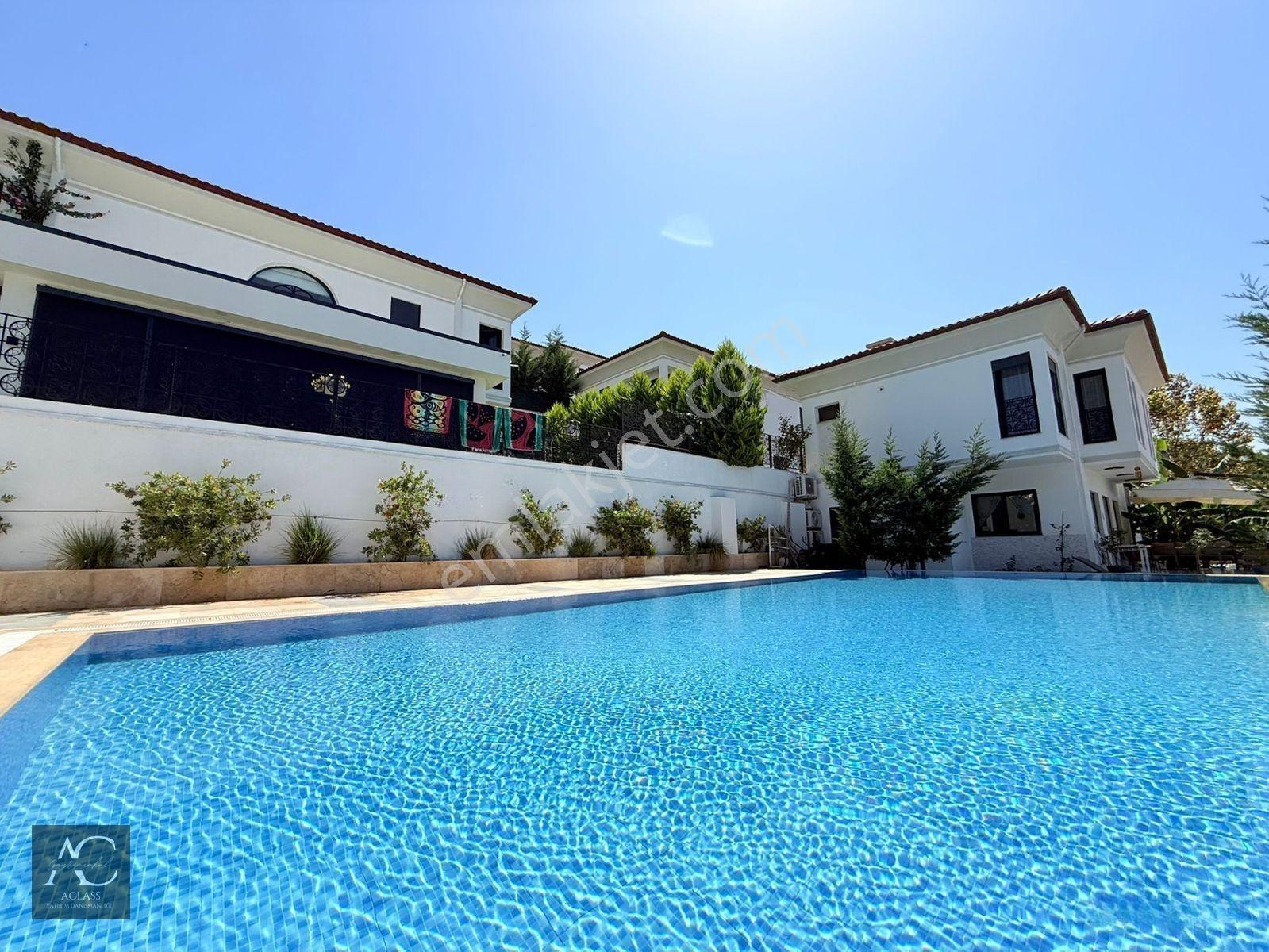 Doğa İle İç İçe-özel Havuz-otopark-550 M2-bahçe-yerden Isıtma/ısı Pompası-lüx-eşyalı-akıllı-müstakil — fotoğraf 9