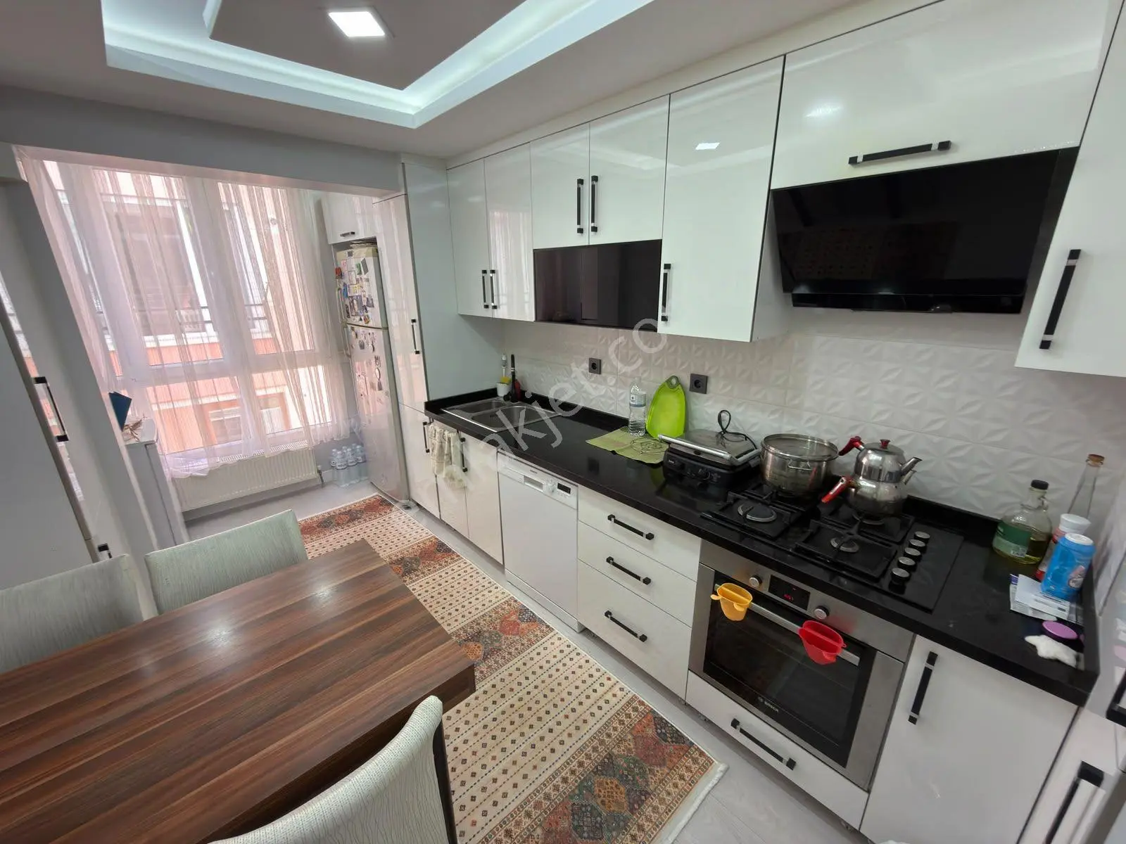 Kariyerden Ayvalıda Kök Tapu Bağımsız 3+1 Full Yapılı Asansörlü — fotoğraf 3