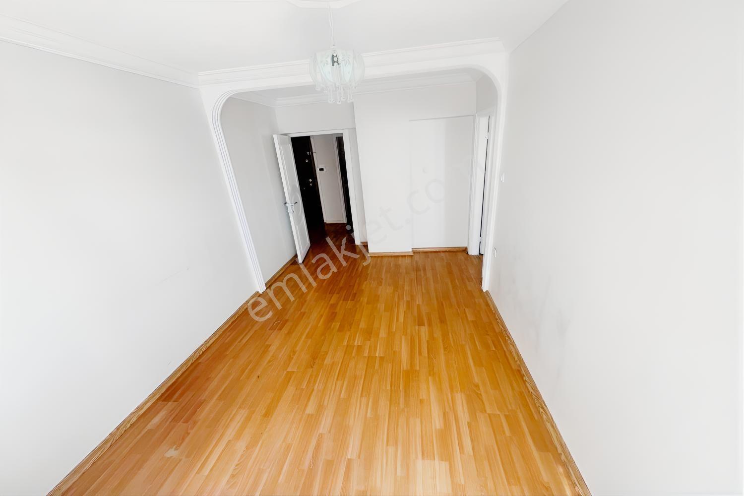 Kuşcağız Kartaltepe Cadde Dibi Ara Kat Ön Cephe Kupon 3+1 Daire — fotoğraf 17