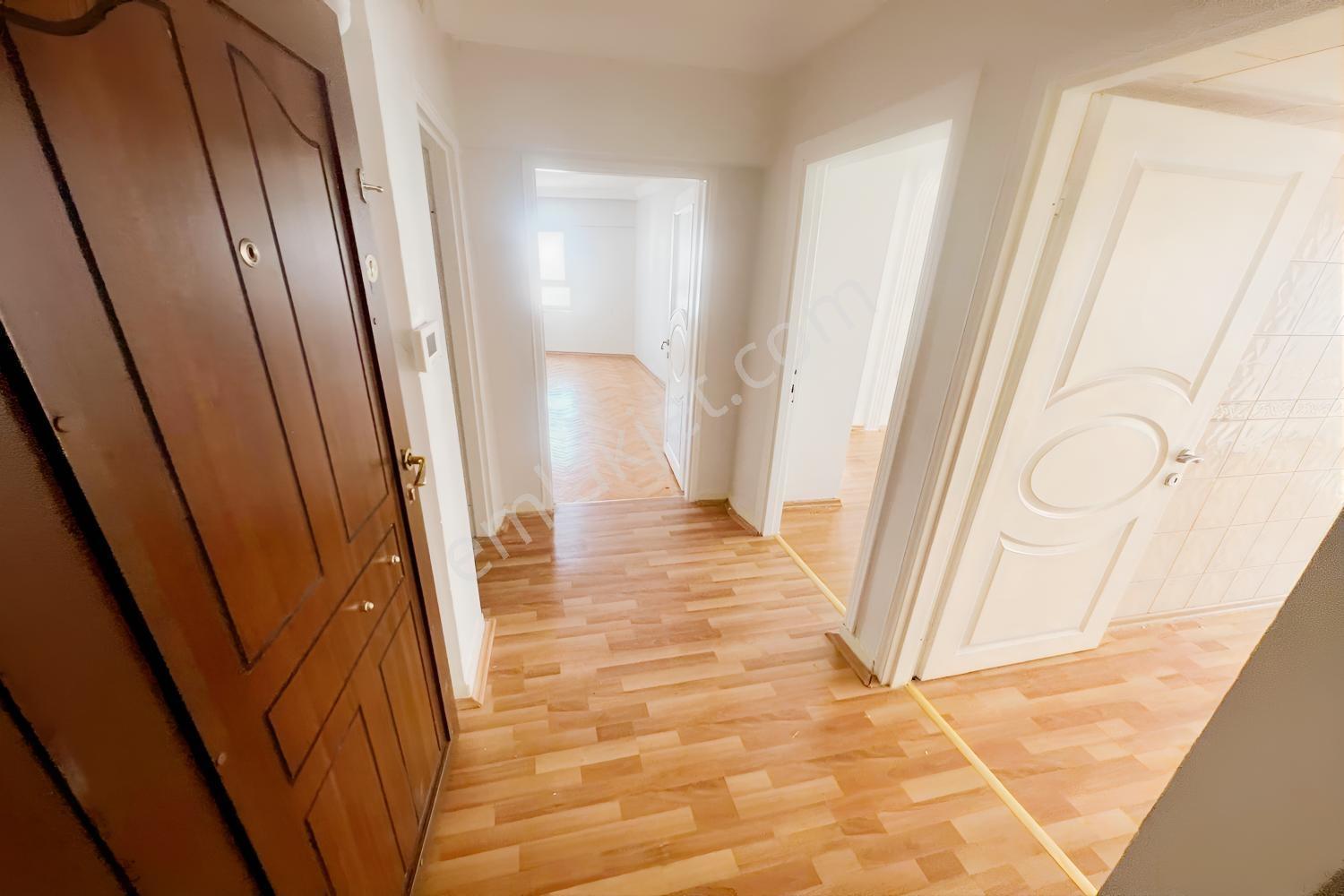 Kuşcağız Kartaltepe Cadde Dibi Ara Kat Ön Cephe Kupon 3+1 Daire — fotoğraf 18