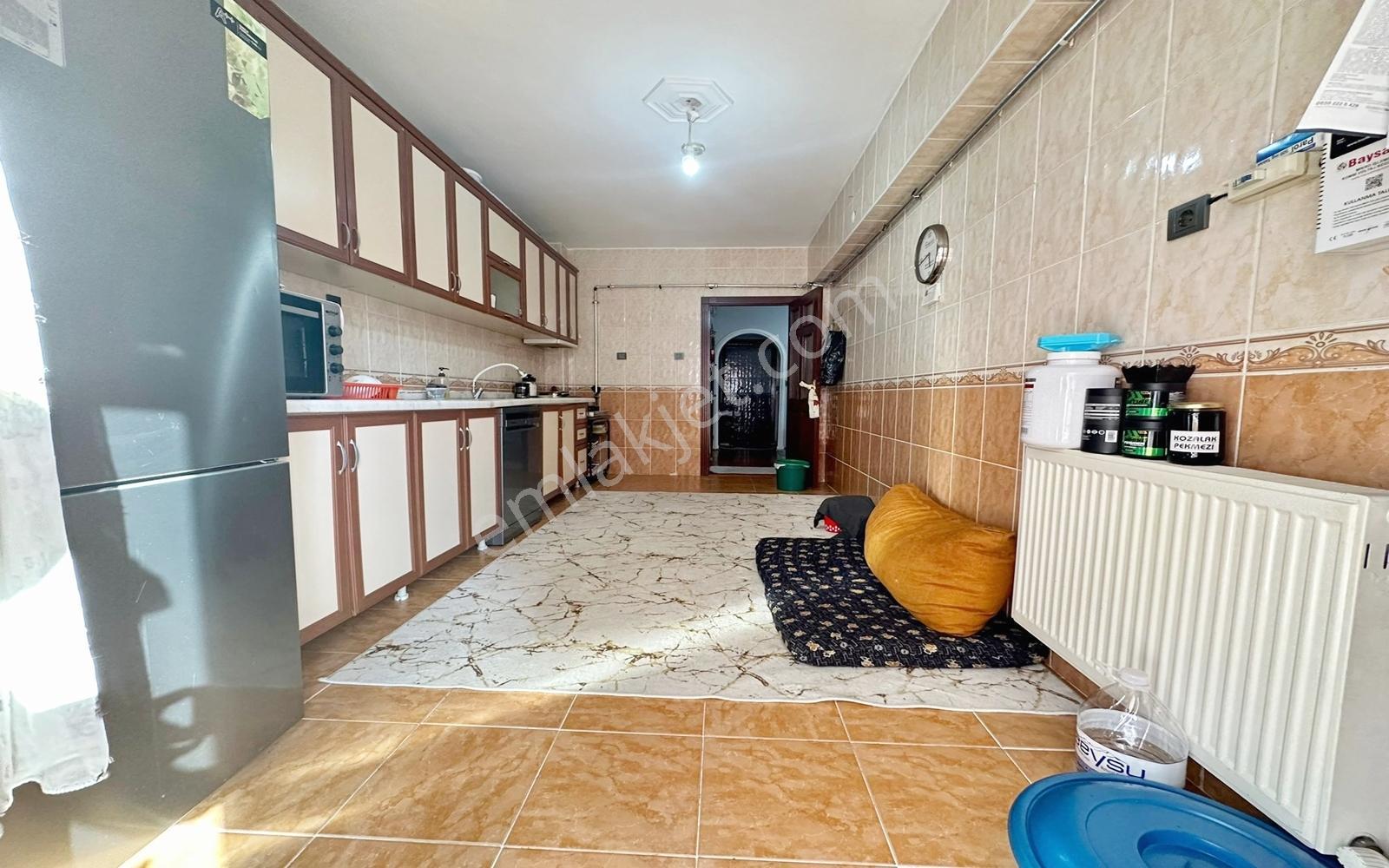 Atapark'ta Aşık Veysel Cadde Üzeri Geniş M² Ara Kat 3+1 Daire — fotoğraf 5