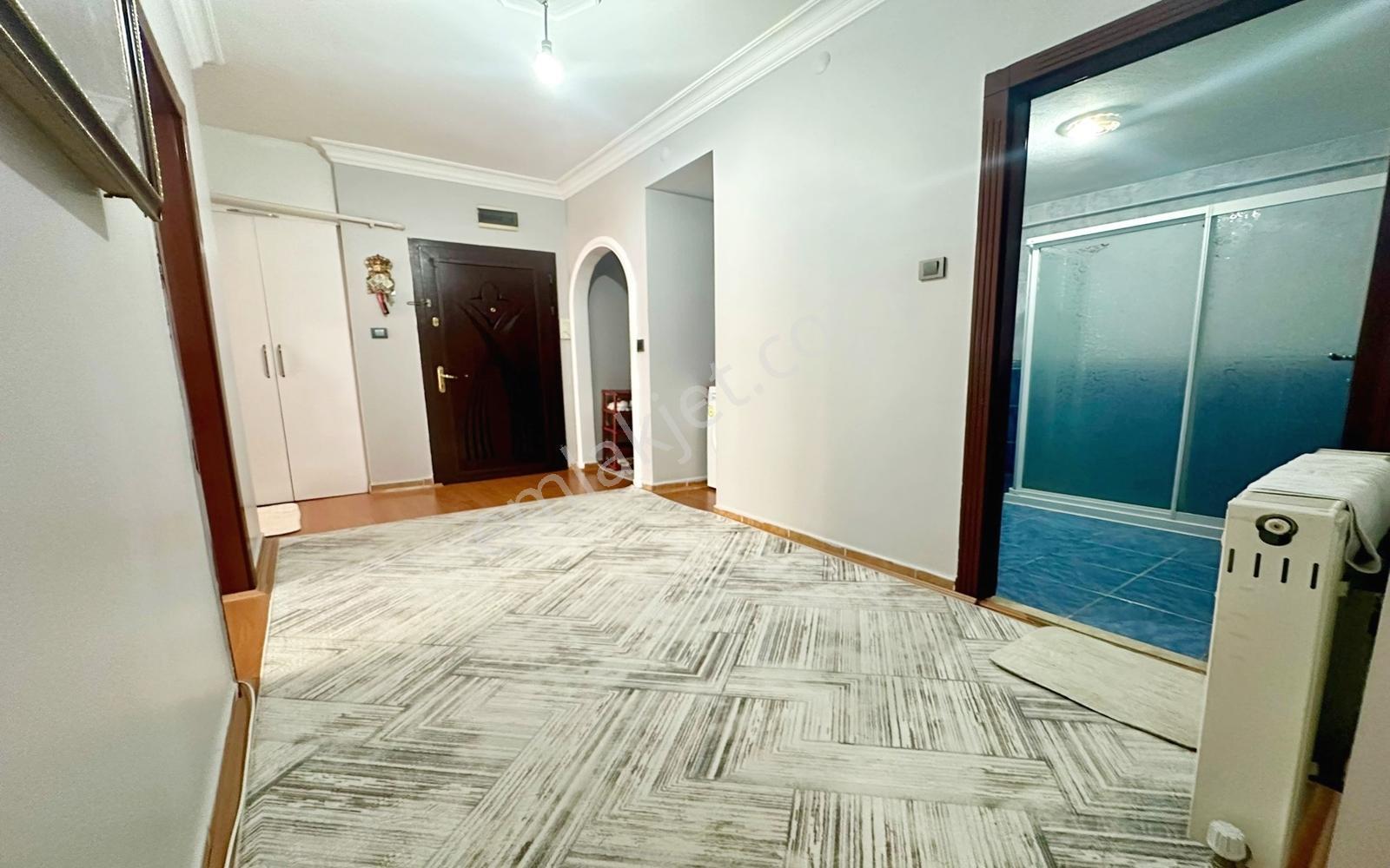 Atapark'ta Aşık Veysel Cadde Üzeri Geniş M² Ara Kat 3+1 Daire — fotoğraf 17