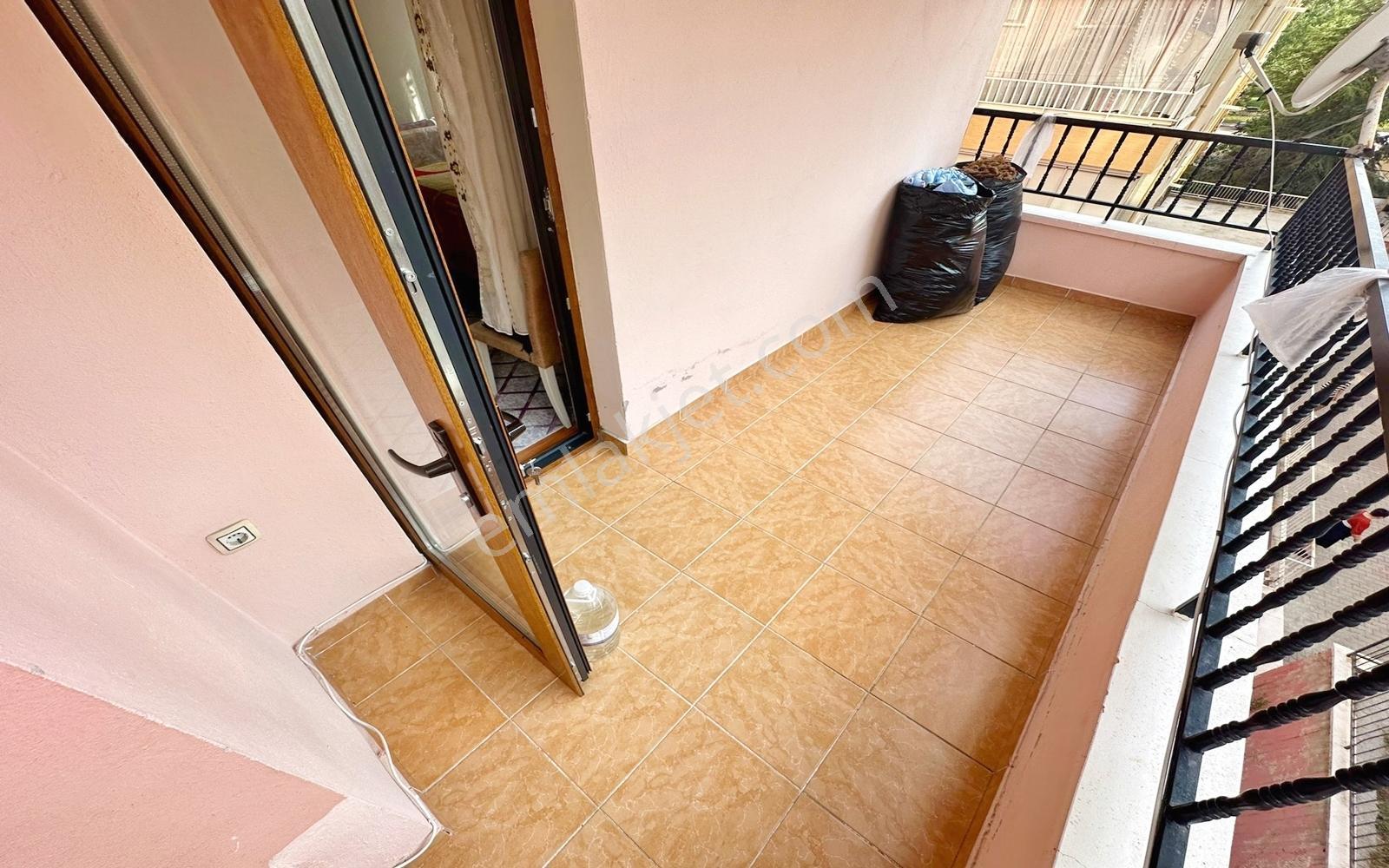 Atapark'ta Aşık Veysel Cadde Üzeri Geniş M² Ara Kat 3+1 Daire — fotoğraf 30