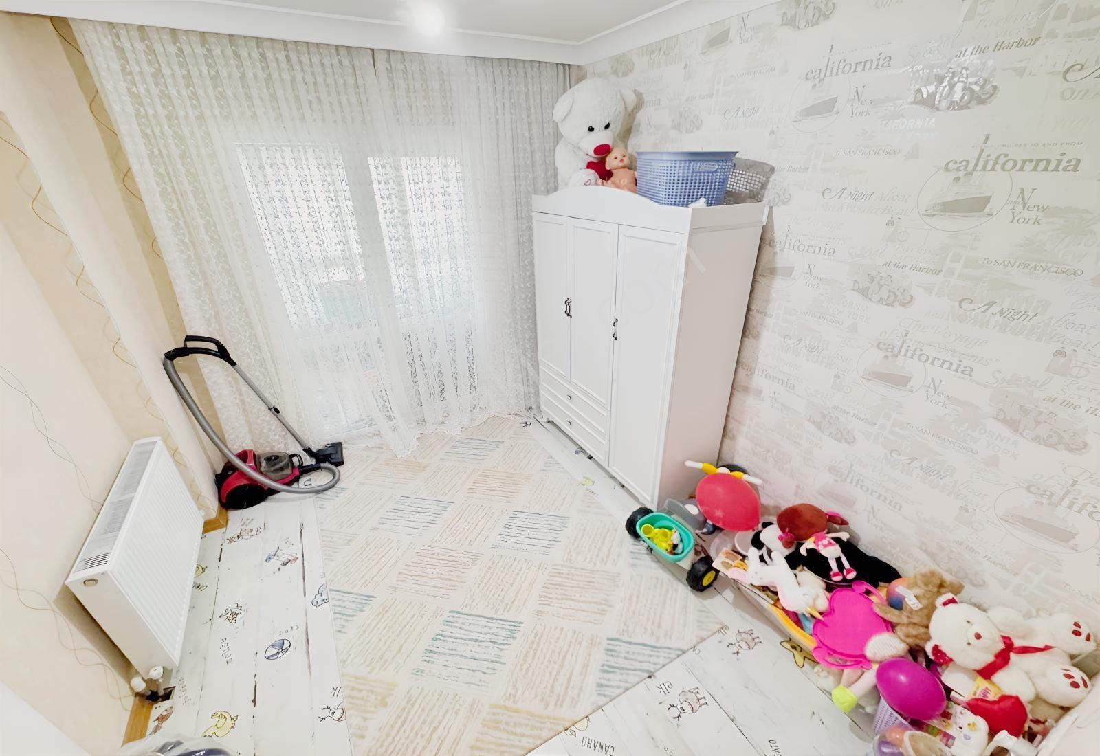Yükseltepe'de Ön Cephe Full+full Yapılı Teras Balkonlu 3+1 Daire — fotoğraf 18