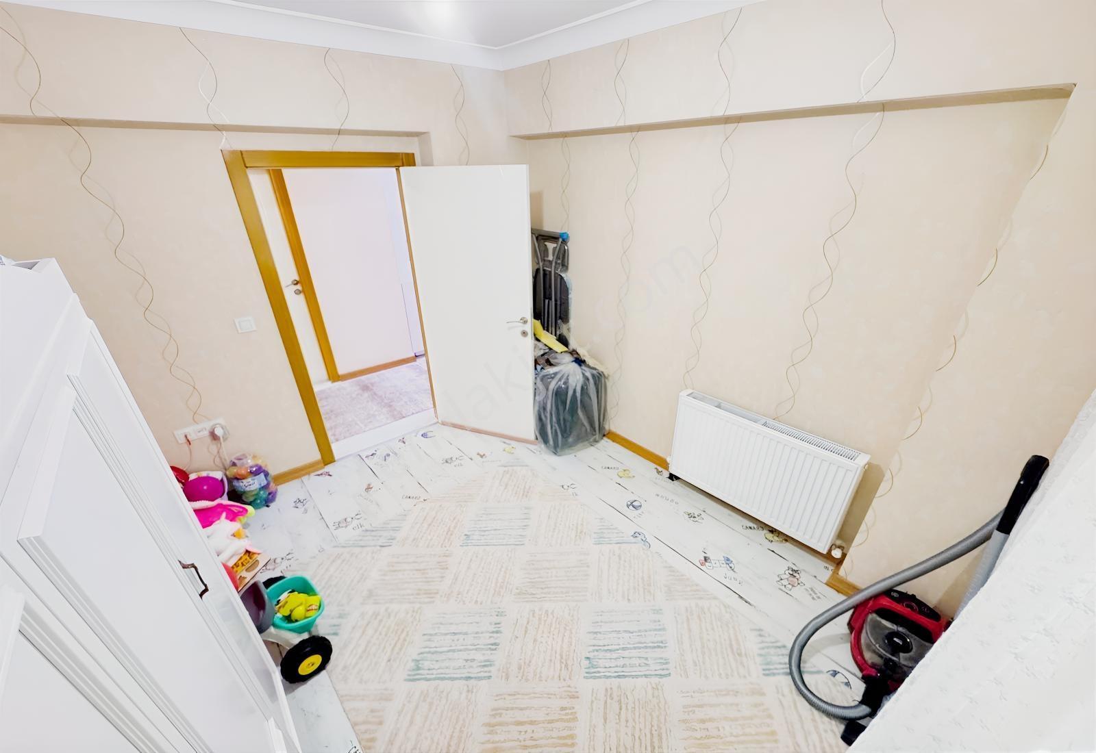 Yükseltepe'de Ön Cephe Full+full Yapılı Teras Balkonlu 3+1 Daire — fotoğraf 19