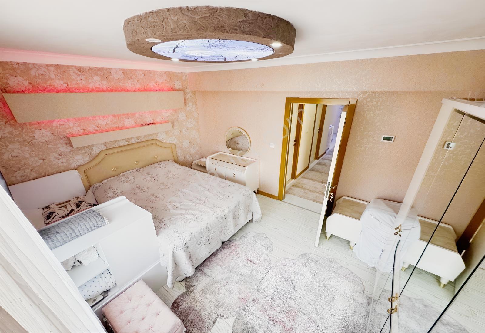 Yükseltepe'de Ön Cephe Full+full Yapılı Teras Balkonlu 3+1 Daire — fotoğraf 29
