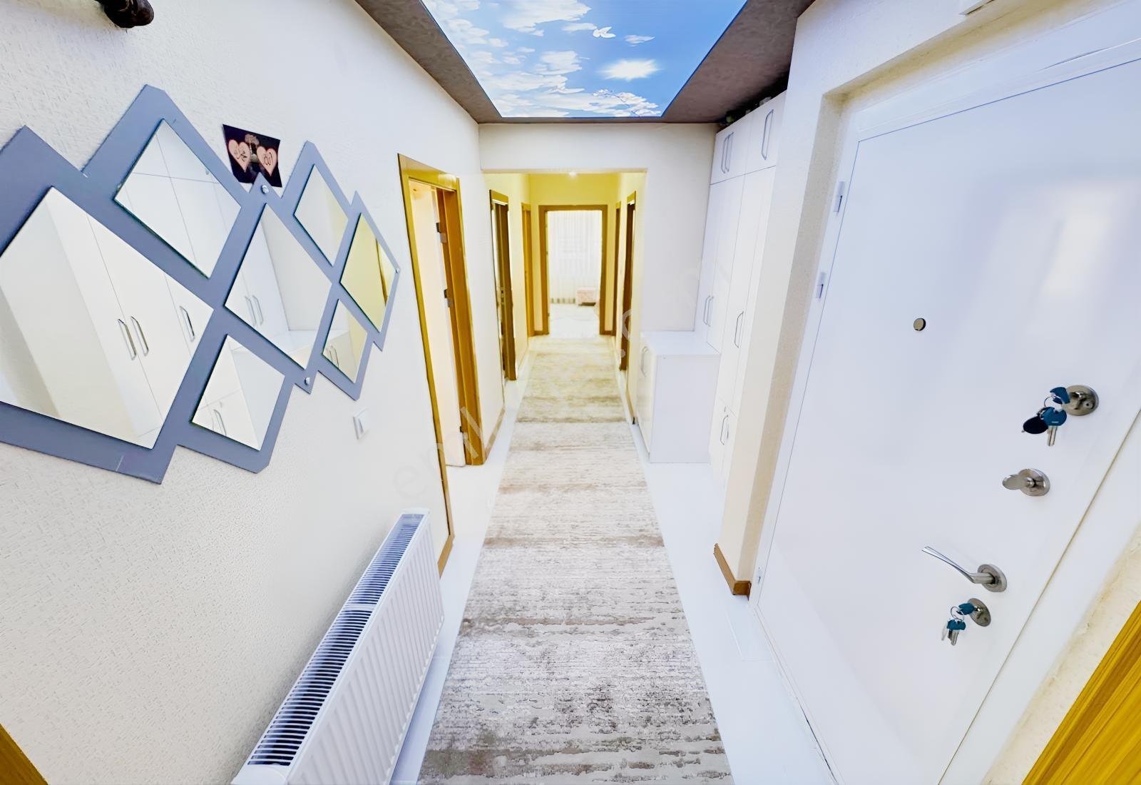 Yükseltepe'de Ön Cephe Full+full Yapılı Teras Balkonlu 3+1 Daire — fotoğraf 31