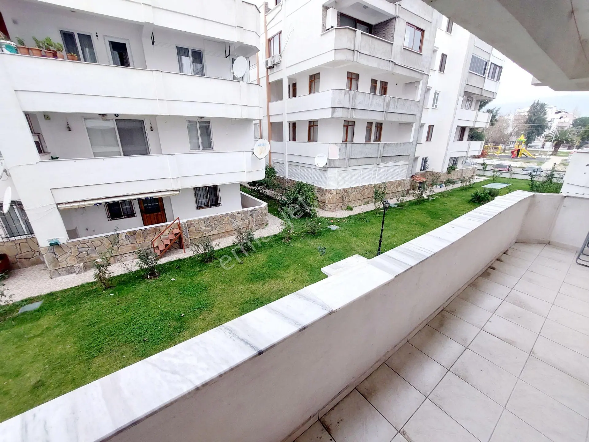 Akçay Merkezde Denize Kordona Yakın 2+1 Satılık Daire — fotoğraf 13