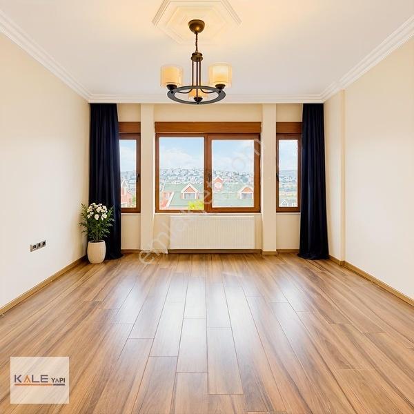 Bahçeşehir Site İçerisinde 5+2 Havuz Cephe Satılık Villa — fotoğraf 13