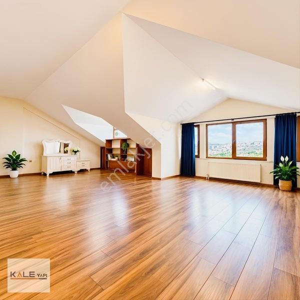 Bahçeşehir Site İçerisinde 5+2 Havuz Cephe Satılık Villa — fotoğraf 21