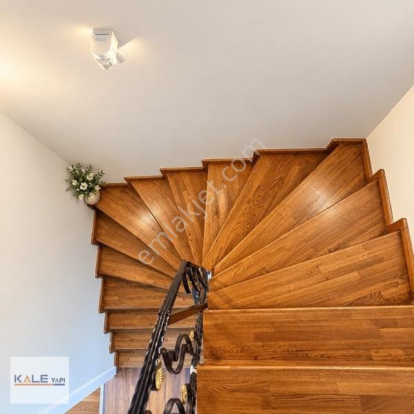 Bahçeşehir Site İçerisinde 5+2 Havuz Cephe Satılık Villa — fotoğraf 27