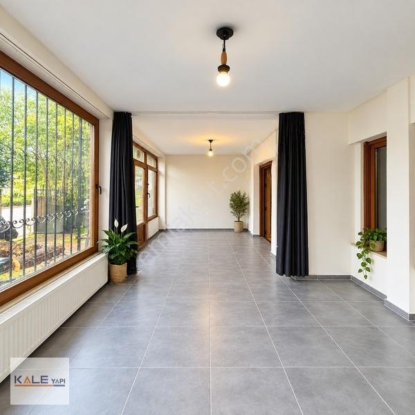 Bahçeşehir Site İçerisinde 5+2 Havuz Cephe Satılık Villa — fotoğraf 32