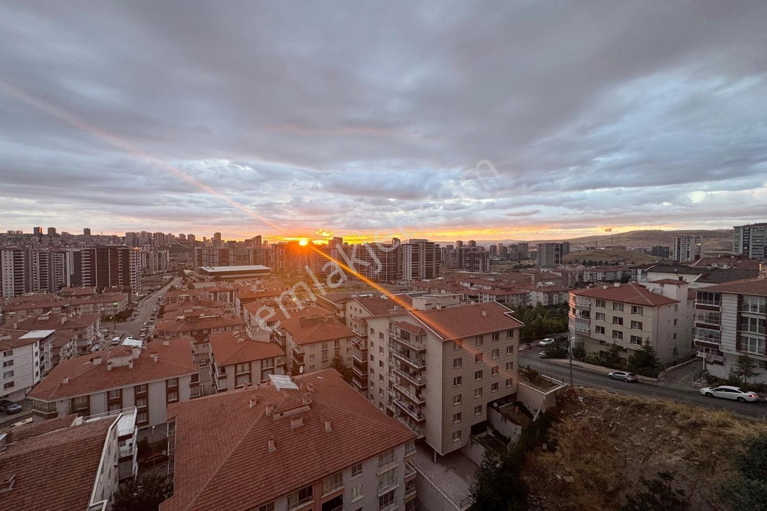 Mevlana Kültür Merkezi Arkası 340 Cadde Yakını Manzaralı 3+1 — fotoğraf 9