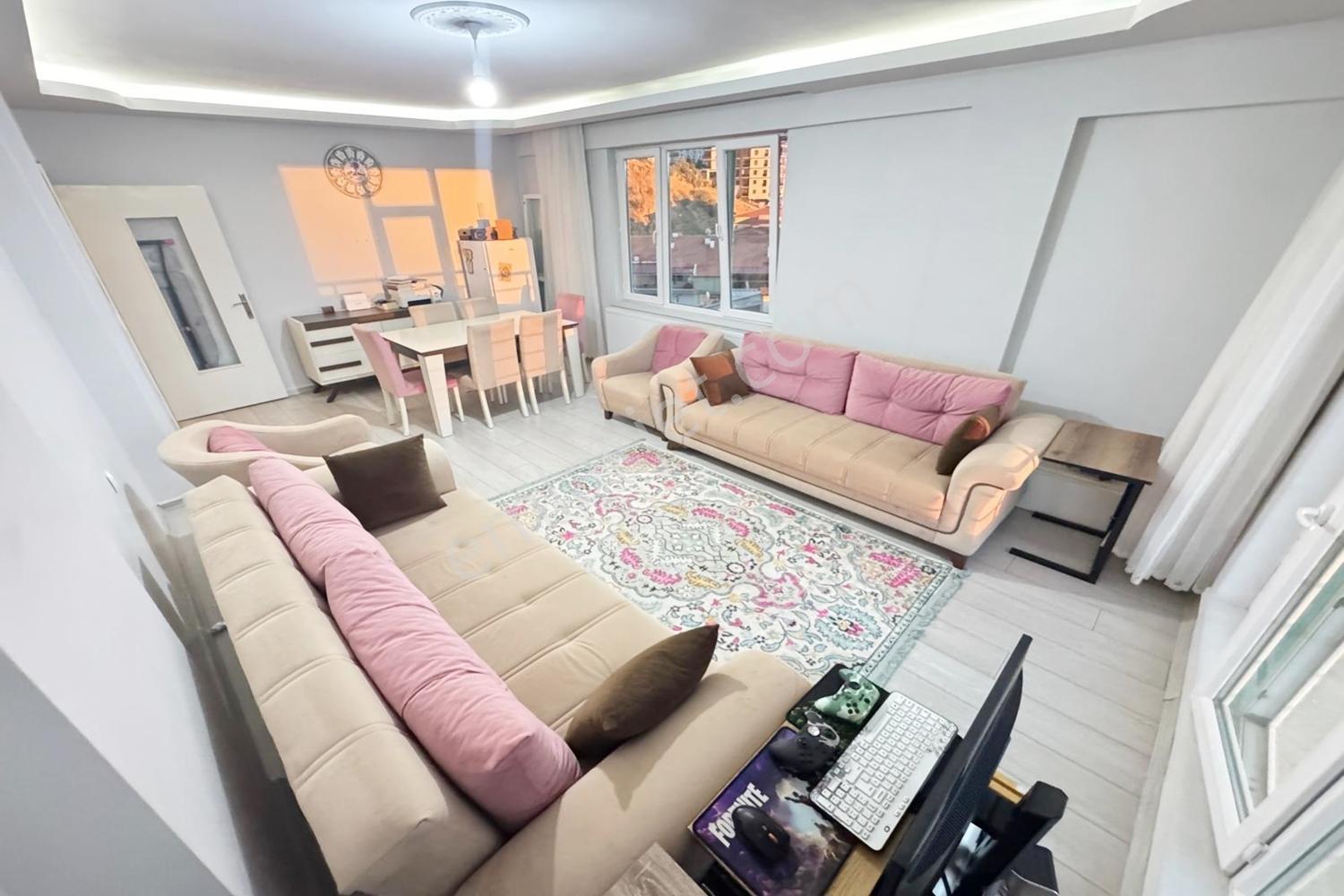 Mevlana Kültür Merkezi Arkası 340 Cadde Yakını Manzaralı 3+1 — fotoğraf 15