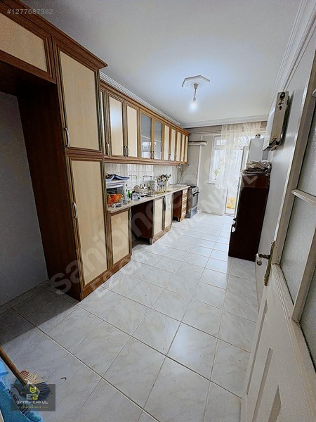 Başakşehir Onurkent Temizkent Sitesi Kiralık 3+1 Ara Kat Daire — fotoğraf 3