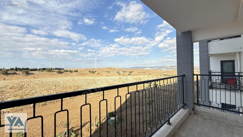 Aliağa Toki'de 3+1 125 M2 Kiralık Ara Kat Daire — fotoğraf 13