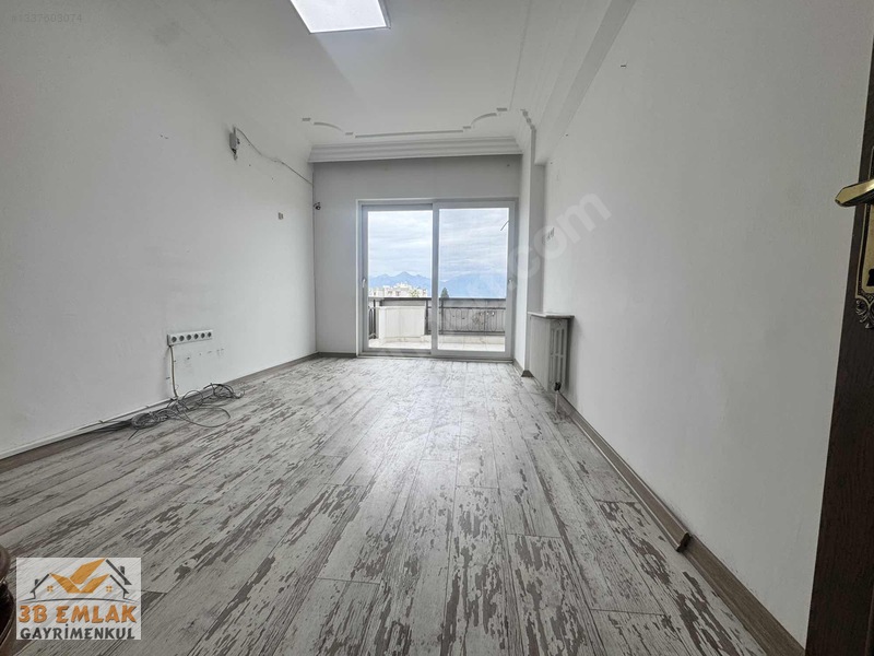 Demircikara Mh.sampi Kavşağında Deniz Manzaralı Kiralık 3+1 Ofis — fotoğraf 8