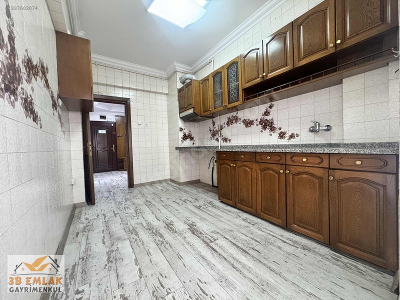 Demircikara Mh.sampi Kavşağında Deniz Manzaralı Kiralık 3+1 Ofis — fotoğraf 14