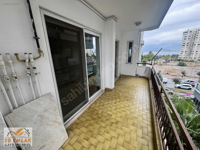 Demircikara Mh.sampi Kavşağında Deniz Manzaralı Kiralık 3+1 Ofis — fotoğraf 21