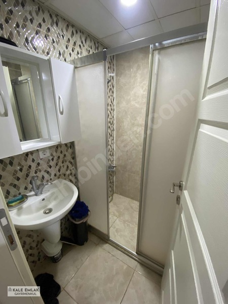 Kale Emlak'tan Şeyhcui Mah. Eşyalı Kiralık 2+0 Daire — fotoğraf 17