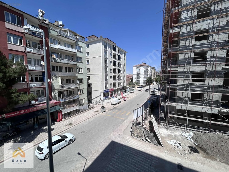 Özer Gayrimenkul'den 2+1 Sıfır Daire Tapu Bitişiğin'de — fotoğraf 2