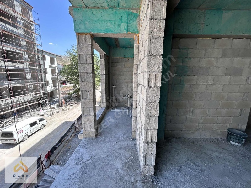 Özer Gayrimenkul'den 2+1 Sıfır Daire Tapu Bitişiğin'de — fotoğraf 8