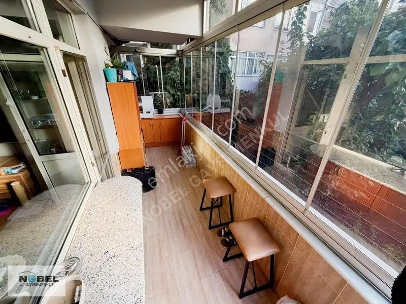 Üsküdar Takatuka Yokuşunda Güney-batı Cephe Ferah 2+1 Daire — fotoğraf 3