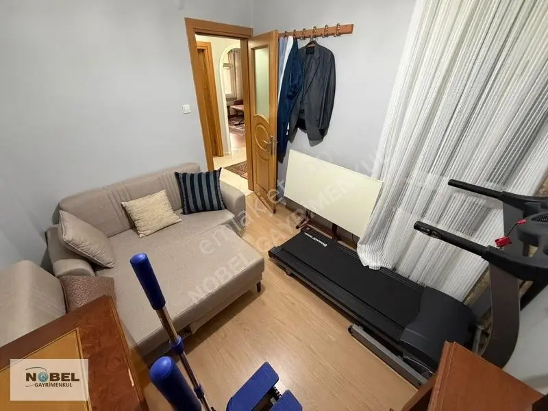 Üsküdar Takatuka Yokuşunda Güney-batı Cephe Ferah 2+1 Daire — fotoğraf 9