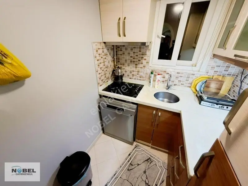 Üsküdar Takatuka Yokuşunda Güney-batı Cephe Ferah 2+1 Daire — fotoğraf 12