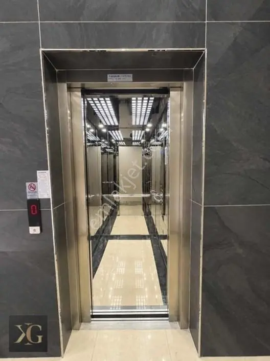 Pruva'dan Ana Cadde Üzerinde Sıfır Sitede 2+1 Lüks Satılık Daire — fotoğraf 5