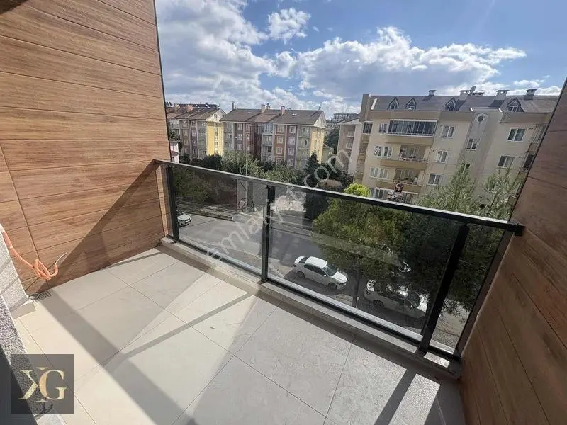 Pruva'dan Ana Cadde Üzerinde Sıfır Sitede 2+1 Lüks Satılık Daire — fotoğraf 21