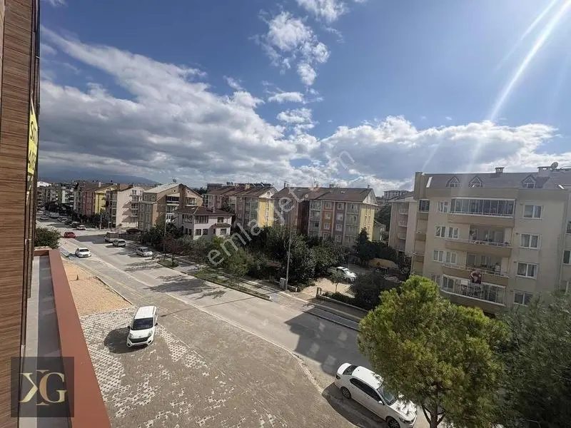 Pruva'dan Ana Cadde Üzerinde Sıfır Sitede 2+1 Lüks Satılık Daire — fotoğraf 24
