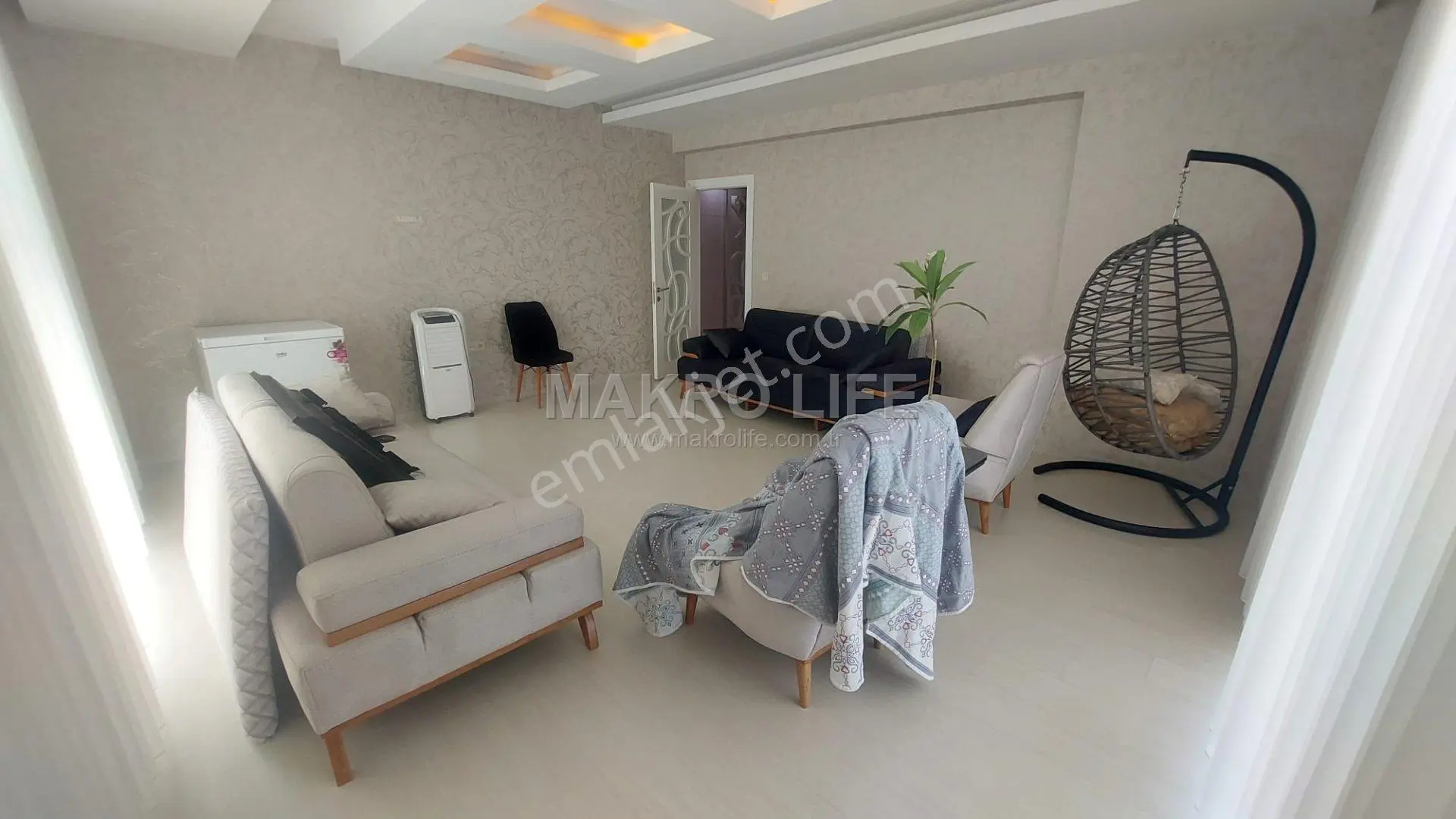 Fabrika Mahallesi'nin En Bakımlı 3+1 Dairesi Satışta — fotoğraf 5