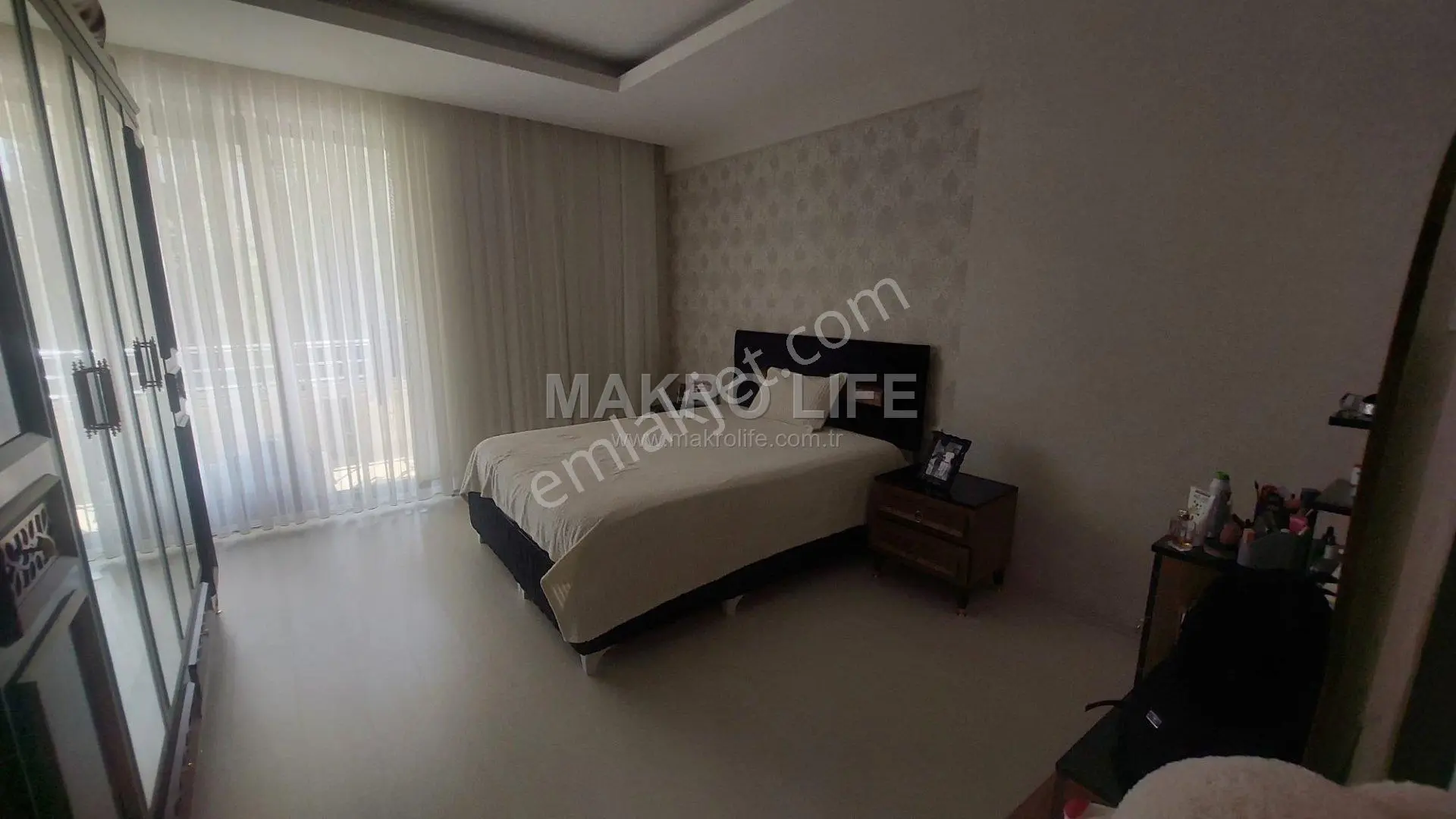 Fabrika Mahallesi'nin En Bakımlı 3+1 Dairesi Satışta — fotoğraf 8
