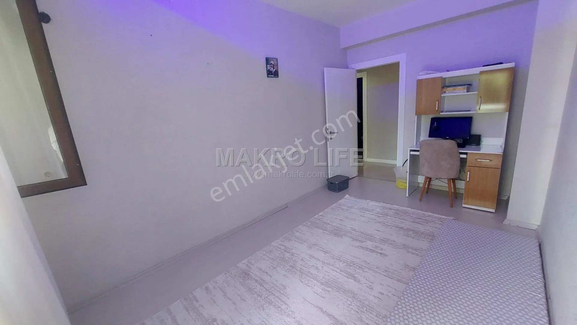 Fabrika Mahallesi'nin En Bakımlı 3+1 Dairesi Satışta — fotoğraf 12