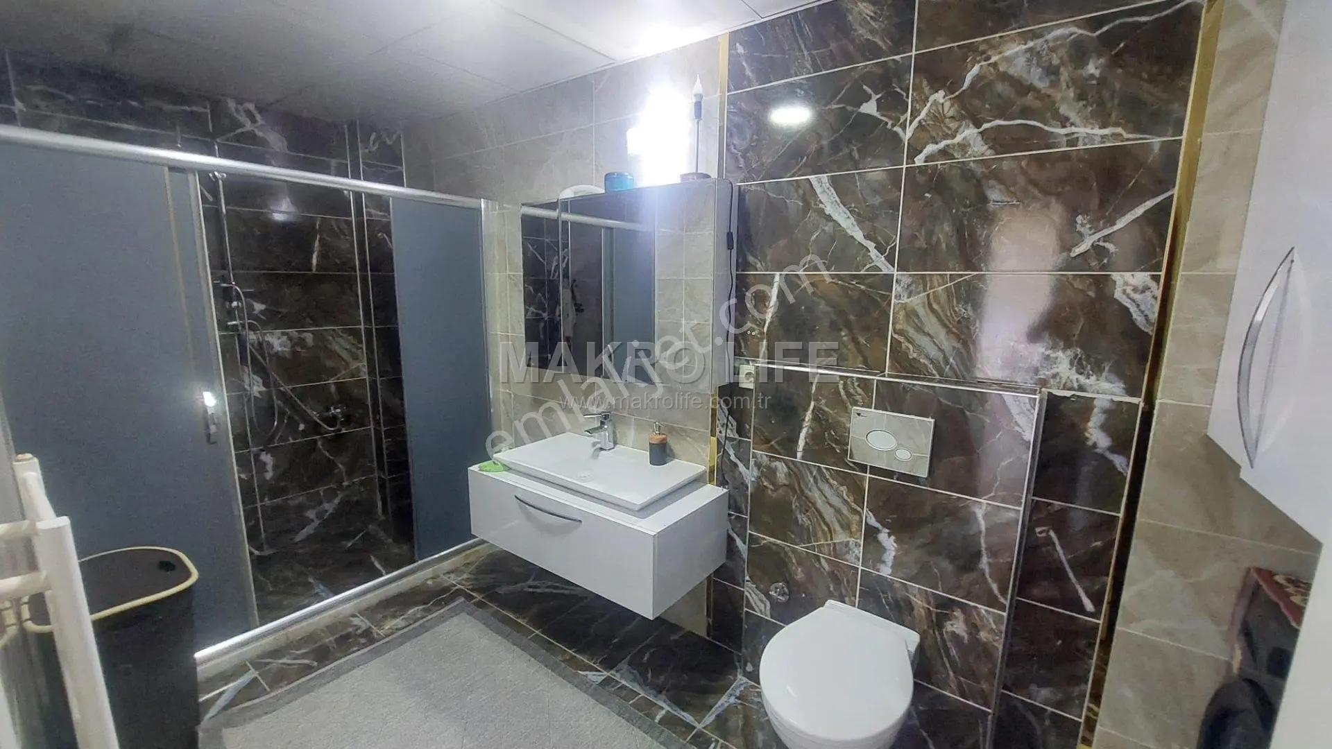 Fabrika Mahallesi'nin En Bakımlı 3+1 Dairesi Satışta — fotoğraf 22