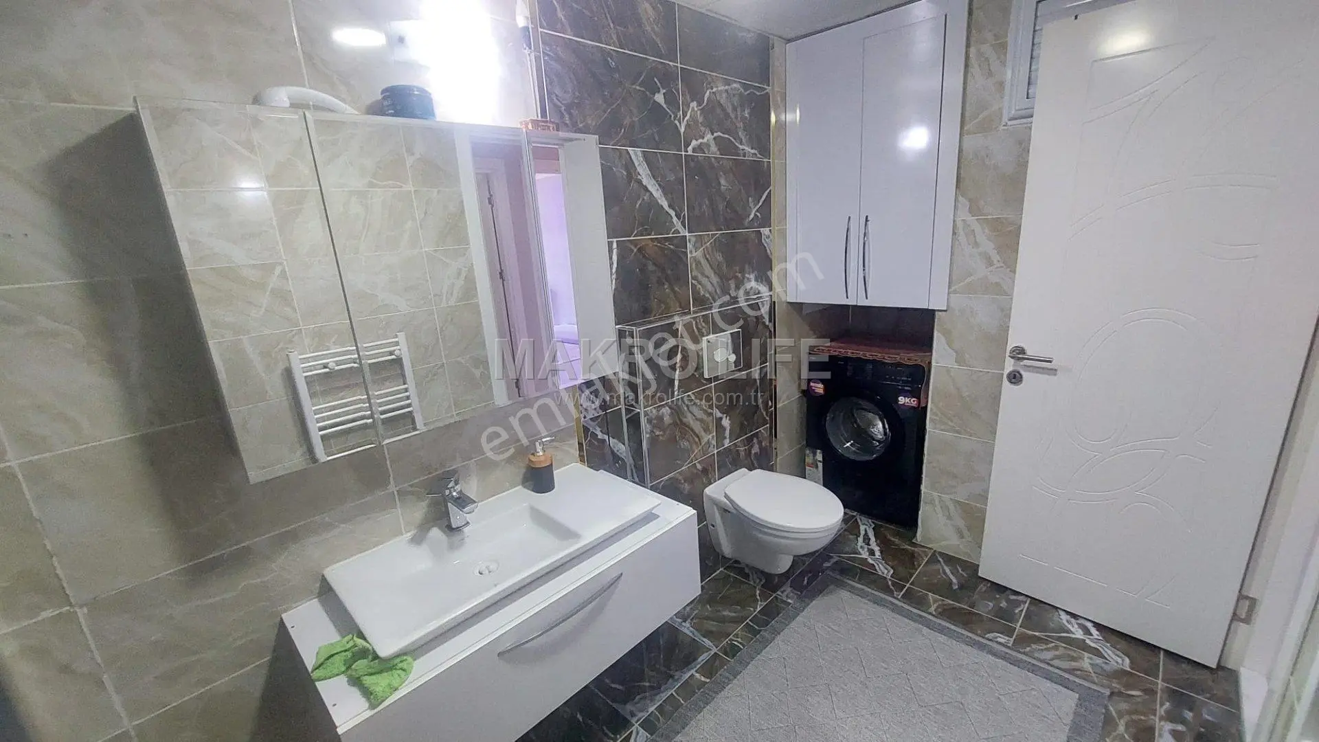 Fabrika Mahallesi'nin En Bakımlı 3+1 Dairesi Satışta — fotoğraf 25